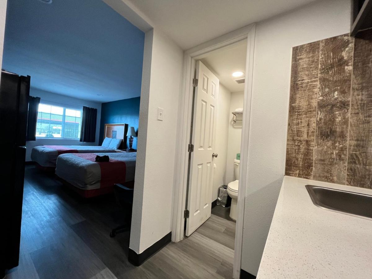 Town Place Studio Apartment Snyder Exterior foto